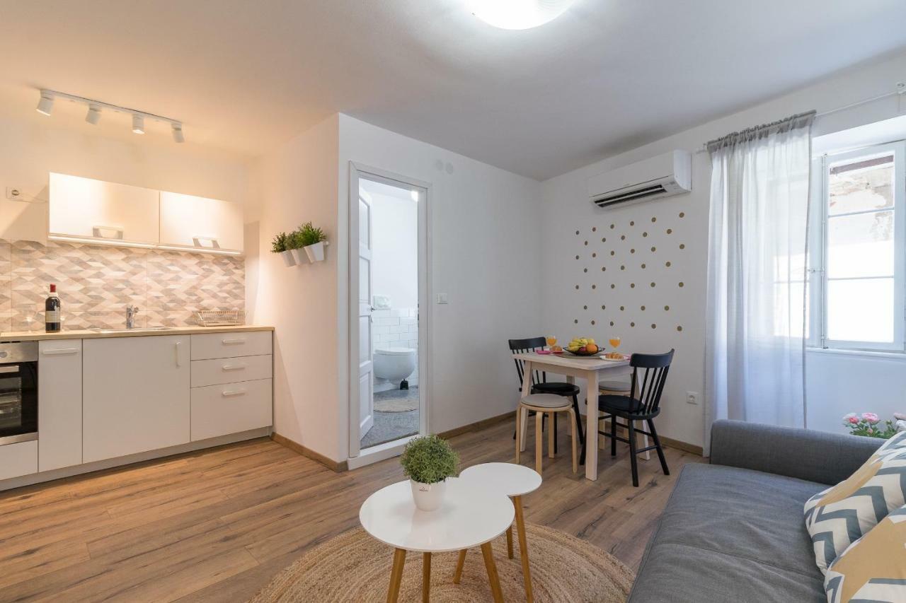 Central New Apartment Nonna Mara Rovinj Exterior photo